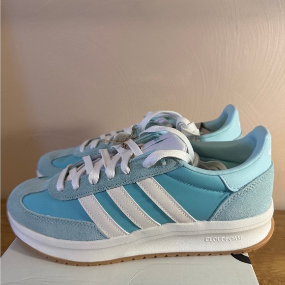 Adidas Cloudfoam Turquoise and White Sneakers - Picture 4 of 6